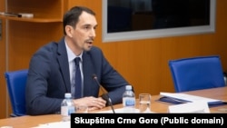 Milorad Marković tokom konsultativnog saslušanja pred Odborom za politički sistem, pravosuđe i upravu (Podgorica, 17. januar 2024)