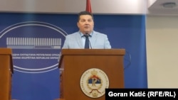 Predsjednik Skupštine Republike Srpske Nenad Stevandić je na konferenciji za medije izjavio da je skup opozicije "providan pokušaj provokacije"