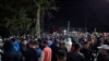 تصاویری از اعتراضات دیشب در پایتخت قرقیزستان، بیشتر معترضان جوان بودند