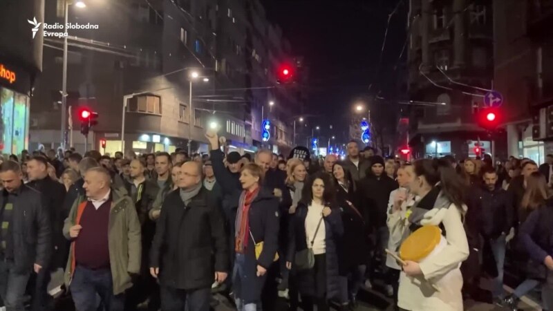 Osmi protest u Beogradu zbog navoda o izbornoj krađi, učesnici stigli do Policijske uprave Grada