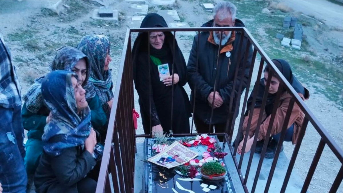 Iranian Authorities Ratchet Up Pressure Against Slain Demonstrators' Families Ahead Of Protest Anniversary - Vimarsana News