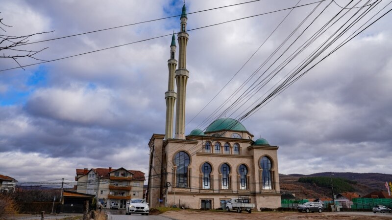 Islamska zajednica Kosova: Domaći zadatak za djecu protiv dočeka Nove godine, 'greška koja se ne smije ponoviti'