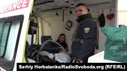 Лікар-анестезіолог Сергій Захарченко здійснив близько 370 евакуаційних поїздок за рік