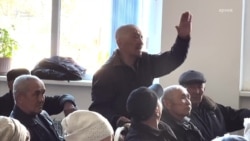 Власти Восточного Казахстана провели общественные слушания по строительству фабрики. Жители их бойкотировали 