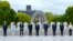 Лідери G7 і керівники ЄС у Меморіального парку миру в Хіросімі.  Японія, 19 травня 2023 року. 