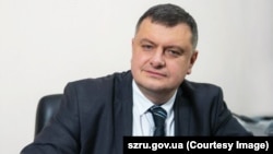 Олександр Литвиненко, очолював Службу зовнішньої розвідки України, а з липня 2021 року Із кінця березня 2024 року призначений секретарем РНБО