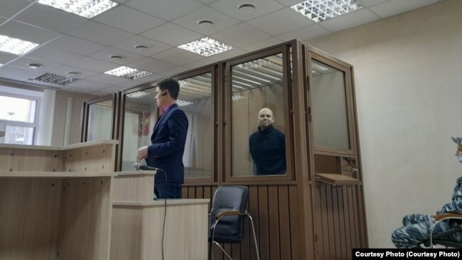 Nikita Tushkanov në gjykatë