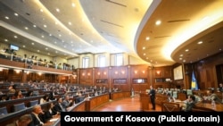 Kryeministri i Kosovës, Albin Kurti, gjatë një debati parlamentar. Qershor, 2023. 