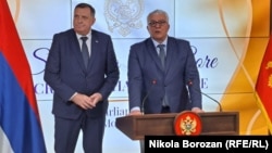 Predsjednik Republike Srpske Milorad Dodik i predsjednik Skupštine Crne Gore Andrija Mandić u Podgorici 27. februara 2024. 