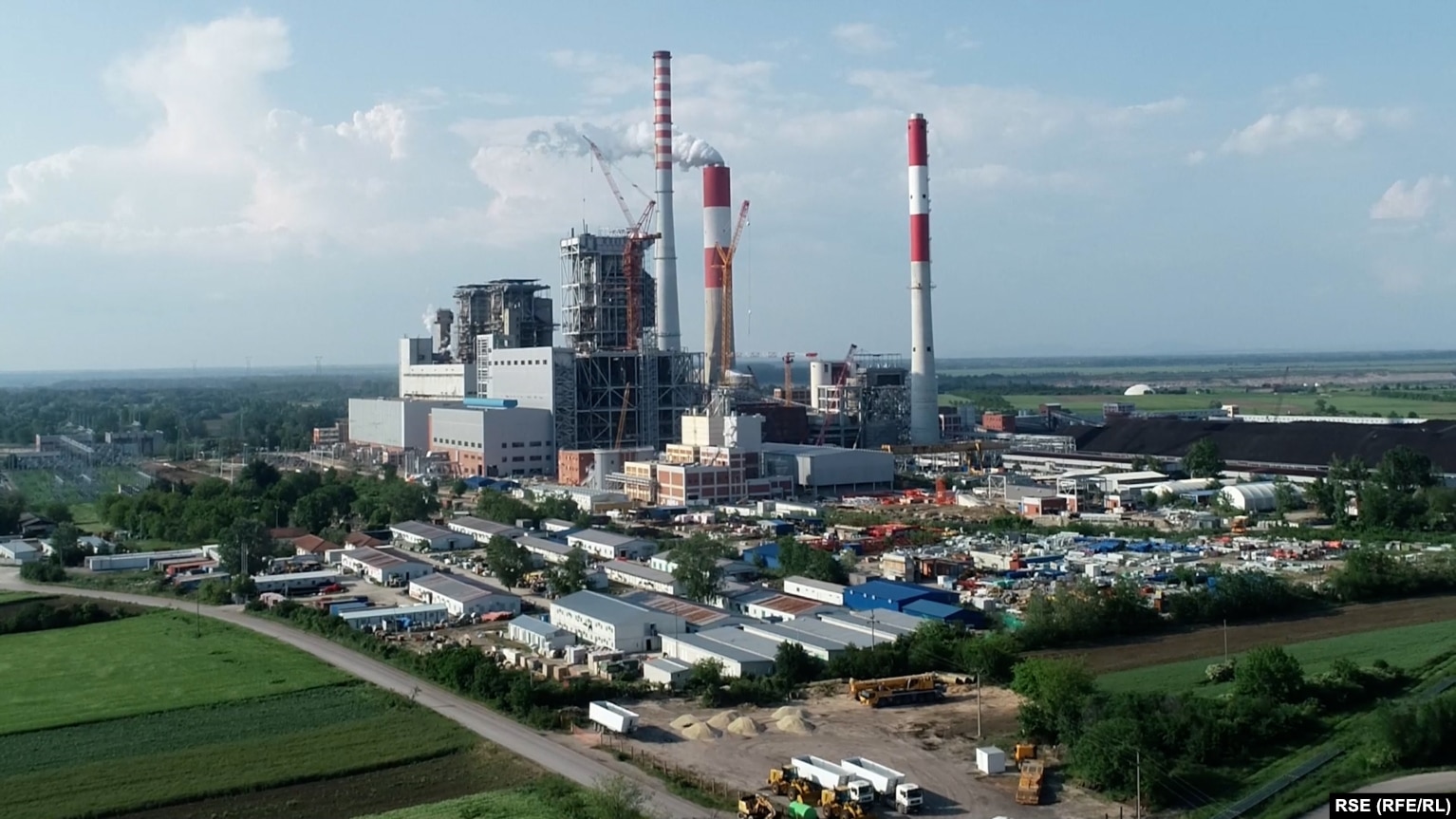 Blloku i termocentralit në Kostollac të Serbisë gjatë ndërtimit, në vitin 2024.