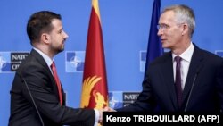Presidenti i Malit të Zi, Jakov Millatoviq, dhe sekretari i Përgjithshëm i NATO-s, Jens Stoltenberg. Bruksel, 22 qershor 2023.