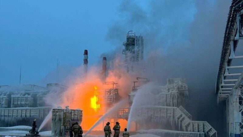 Пожар избувна на руски терминал за гас близу Санкт Петербург