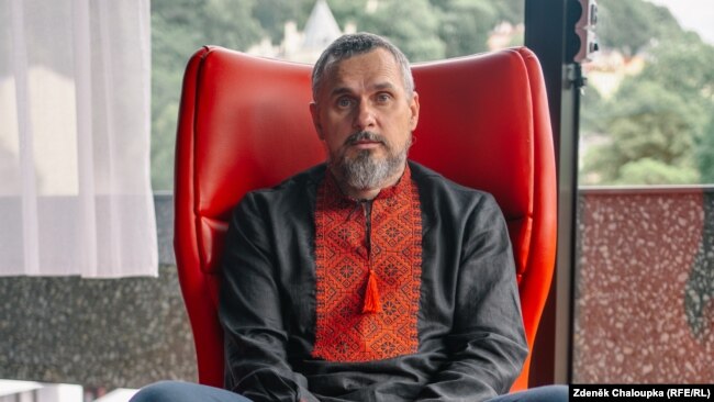 Український режисер і колишній бранець Кремля Олег Сенцов під час інтерв'ю Радіо Свобода у Карлових Варах