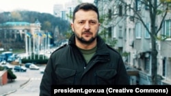 Volodimir Zelenszkij ukrán elnök videóüzenetben emlékezett a méltóság és szabadság napjára. Kijev, 2023. november 21.