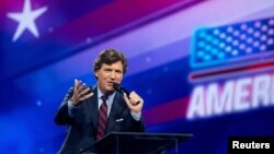 Tucker Carlson u Phoenixu, Arizona, SAD, 18. decembra 2023.