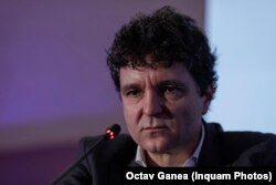 Documentul, despre care experții spun că are o autenticitate îndoielnică, afirmă că primarul general al Capitalei, Nicușor Dan, și-ar fi pârât un coleg și un profesor.