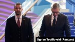 Milojko Spajić, premijer Crne Gore, i Aleksandar Vučić, predsednik Srbije, u Skoplju na samitu lidera Zapadnog Balkana 22. januara 2024. godine.