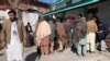 Szavazóhelyiség Észak-Pakisztánban, Kurramban 2024. február 8-án