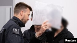 Один із підсудних у залі суду в Дрездені, 16 травня 2023 року