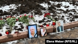 Фотографии погибших в шахте имени Костенко горняков. Караганда, 5 декабря 2023 года