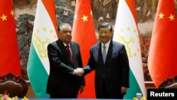 Азия: Си Цзиньпин в Таджикистане, Путин назвал талибов партнерами