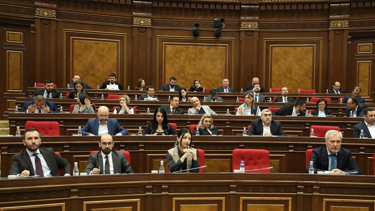 Armenian Parliament Refuses To Back Karabakh SelfDetermination