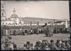 Политическая демонстрация в Красноярске. Российская империя, 1917 год
