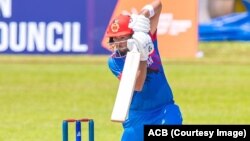 د افغانستان الف لوبډلې يو لوبغاړی د لوبې پر مهال