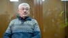 "Мемориал" сообщил об издевательствах над правозащитником Олегом Орловым