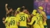 بازیکنان تیم ملی کریکت استرالیا پس از پیروزی در برابر تیم هند