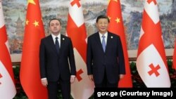 Liderii de stat ai Georgiei și Chinei au semnat un nou parteneriat strategic. Irakli Garibashvili și Xi Jinping s-au reunit în timpul vizitei premierului georgian în China.