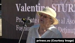 Valentina Sturza este victimă a primului val de deportări staliniste, din 1941, dar și președinta de onoare a Asociației Foștilor Deportați și Deținuți Politici din Republica Moldova.