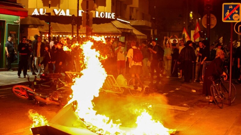 Протести во Франција по победата на екстремната десница на првиот круг од  изборите