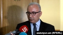 Armenia - Deputy Foreign Minister Mnatsakan Safarian speaks to reporters, Yerevan, May 16, 2023.
