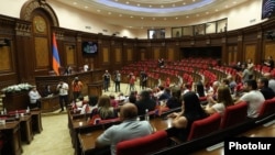 Armenia - Opposition lawmakers attend a session of parliament boycotted by its pro-government majority, June 17, 2024.