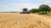 Potrivit scenariului de bază a prognozelor făcute de ministerul Economiei, până în 2028, creșterea salariilor va stagna, „investițiile active” vor scădea, iar agricultura va rămâne vulnerabilă și cu o creștere anuală de 1%.