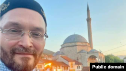 Kryetari i Forumit Mysliman Evropian, Abdul-Vahed Niyazov, gjatë një vizite në Kosovë, në korrik të vitit 2021. (Fotografi e marrë prej llogarisë së Forumit në Facebook).
