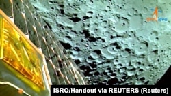 Індія стала четвертою країною, що посадила свій апарат на Місяць після СРСР, США та Китаю. 