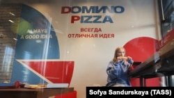 PHOTO GALLERY: Déjà Food: Russia's Replica Restaurant Brands (CLICK TO VIEW)