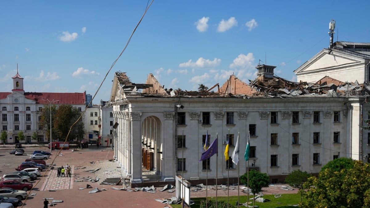 в ОП повідомили, що 41 людина залишається в лікарні