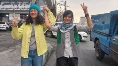 Двете ирански журналистки за отразяването на смъртта на Махса Амини