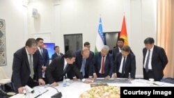 Чолпон-Атадагы кыргыз-өзбек өкмөттөрүнүн биргелешкен комиссиясынын 10-жыйыны. 