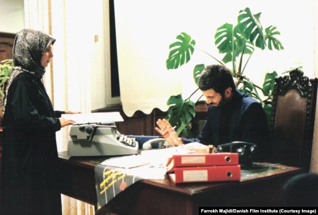 پولاد ایرانی و نسرین قاسم‌زاده در نمایی از فیلم «رها»