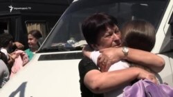 «Չգիտես ուրախանաս, թե տխրես, որ անցնում ես էդ անցակետը»․ Լաչինի միջանցքով այսօր արցախցի մի խումբ երիտասարդներ եկել են Հայաստան