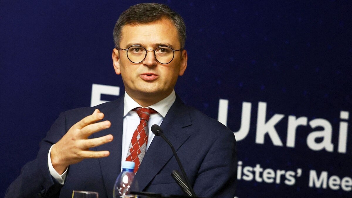 Зеленський про зустріч із ексголовою МЗС Кулебою: «домовилися визначити напрями подальшої взаємодії»