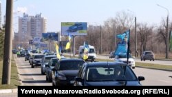 Акція має на меті привернути увагу громадськості та міжнародної спільноти до проблеми повернення українських військовополонених.