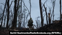 На багатьох ділянках фронту тривають тяжкі бої, кажуть у британській розвідці