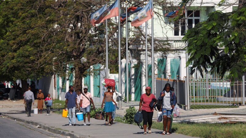 Naoružane bande upale u zatvor na Haitiju, oslobođeno 4.000 zatvorenika
