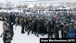 Столкновения протестующих и спецназа в городе Баймак в Башкортостане, 17 января 2024 года.