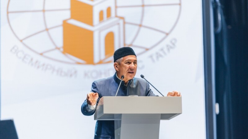 Рөстәм Миңнеханов татар дин әһелләрен ЛГБТга каршы торырга чакырды
